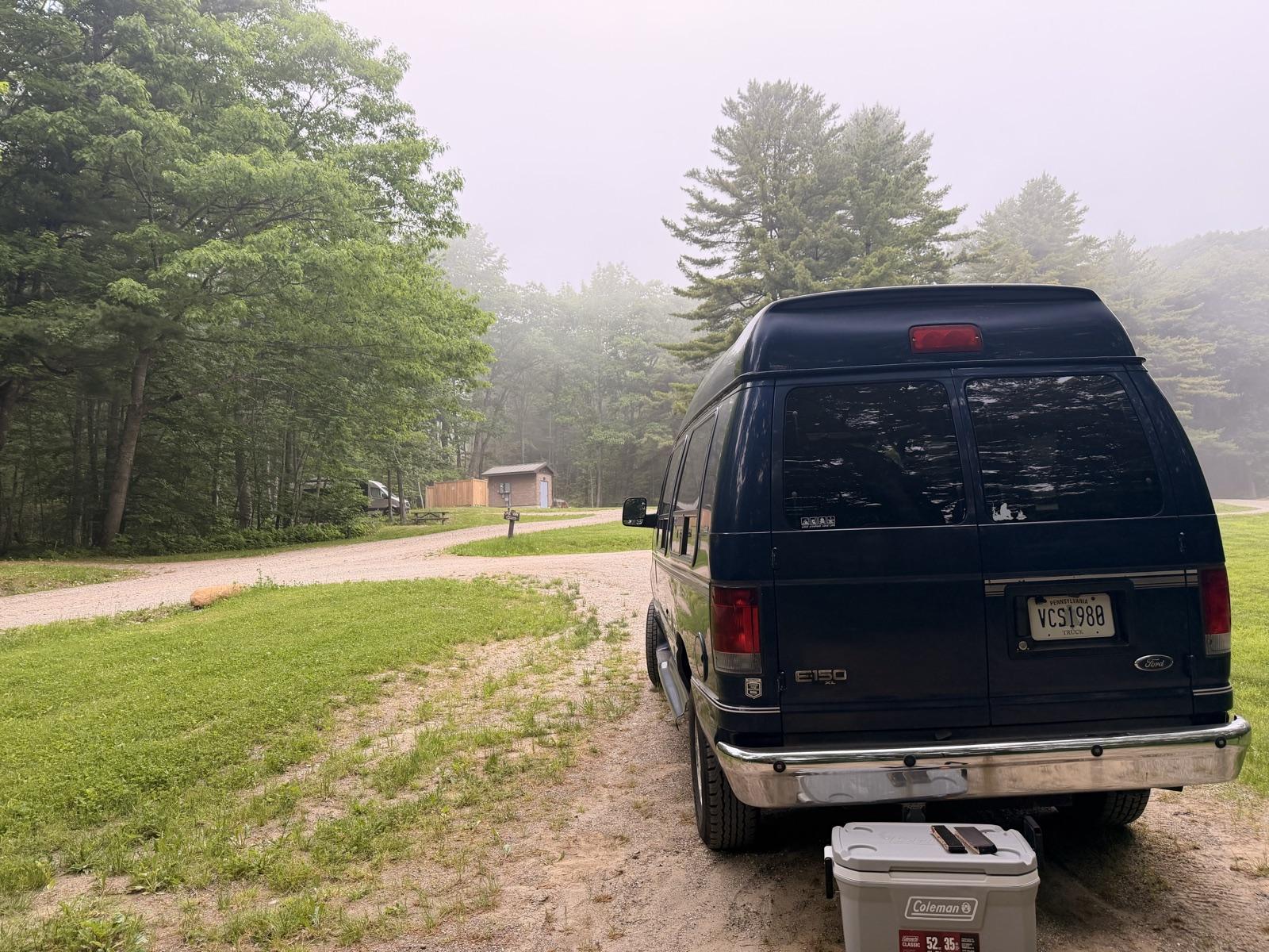 Foggy evenings with Starlink connectivity are amazing. The only downside: no sun means no solar charging The van in fog, online via Starlink