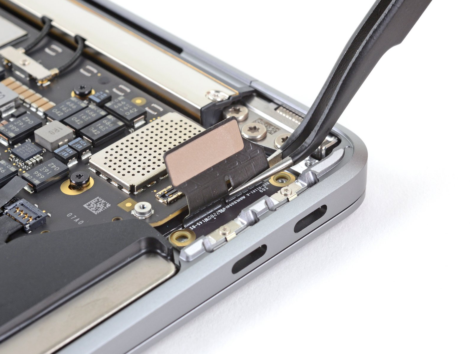 Macbook usb порт. Порт macbook air m3. порт для macbook.
